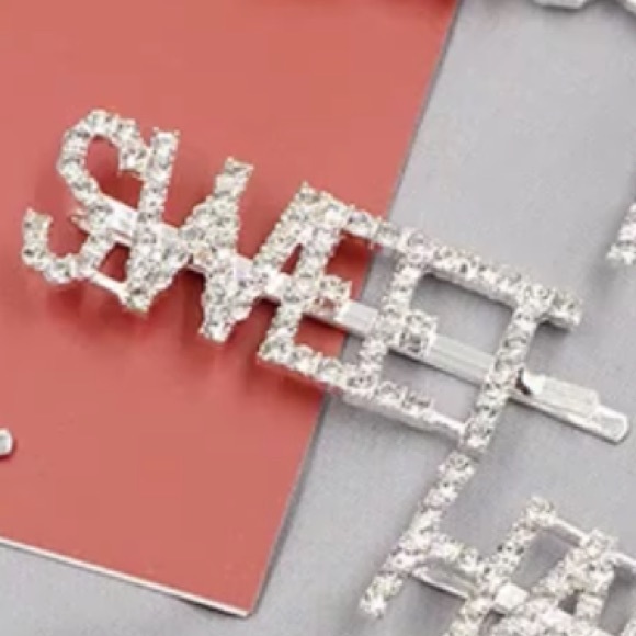 NEW “SWEET” Bling Silver Rhinestone Hair Clip/Pin - Picture 2 of 5
